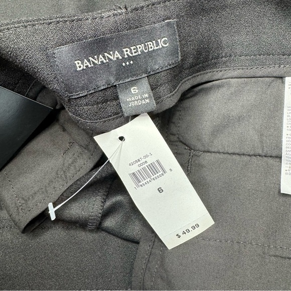 NWT Banana Republic Black 4” Dress Short size 6 - Picture 8 of 10